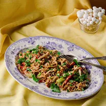 Kana wok kašupähklivõikastmes