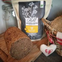 Linaseemne- ja pähklileib