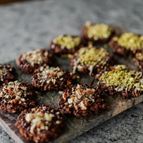 Kakao-kaerahelbeküpsised