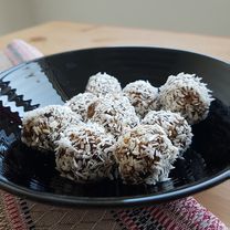 Abrikosiniai rutuliukai be pridėto cukraus