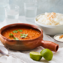 Raudonųjų lęšių ir daržovių troškinys