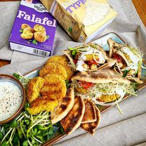 Naminės pitos su falafeliais