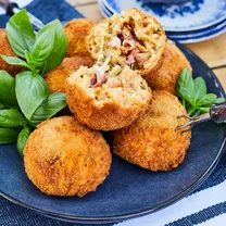 Spagetid carbonara arancini