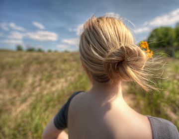 «Odylique»: 5 советов в помощь чувствительной коже головы