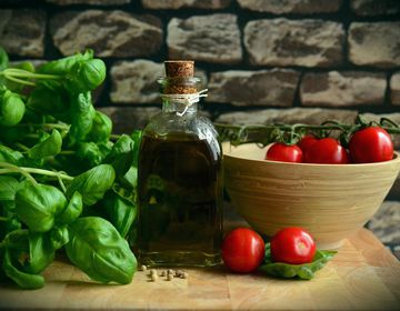 Vidusjūras diēta: produkti, plāns un receptes veselīgam garšu ceļojumam