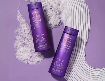 Kā rūpēties par cirtainiem matiem?