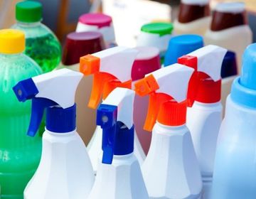 Две стороны чистоты: хорошо стирать, но загрязнять или не загрязнять, но не стирать?