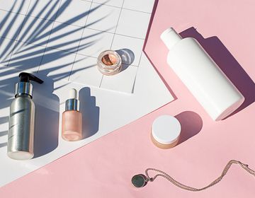 Kad pēdējo reizi lasījāt savas kosmētikas sastāvdaļas?