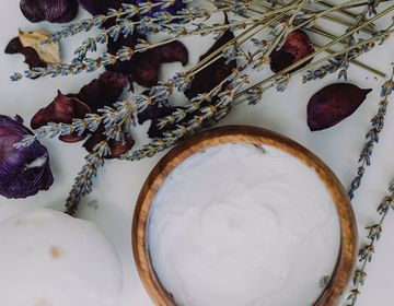 Natūralios veido kaukės – asmeninės kosmetologės Jūsų namuose