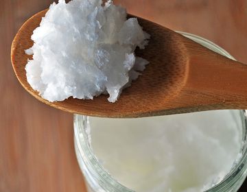 О кокосовом масле в косметике