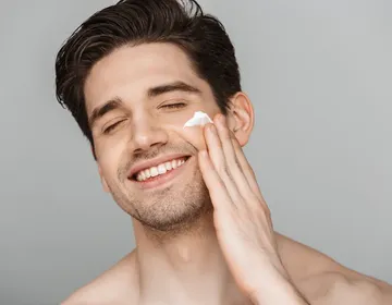 Что скрывается за этикетками мужской косметики?