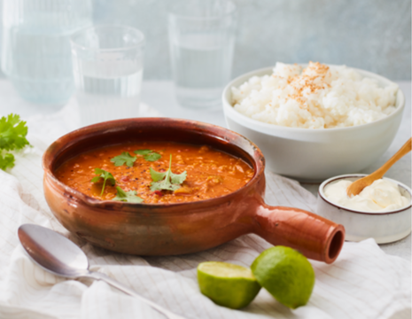 Raudonųjų lęšių ir daržovių troškinys