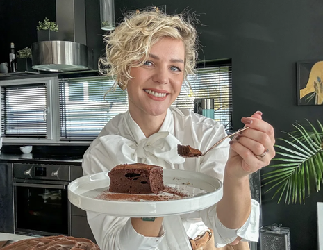 Šokolādes kastaņu kūka